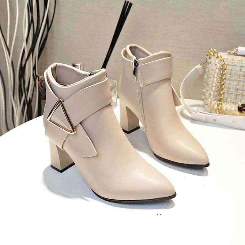 Fashionable Ladies Heel